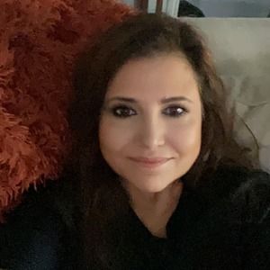 Meet your Posher, Toni